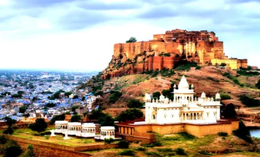 Mehrangarh Fort overlooking the Blue City of Jodhpur, Rajasthan, India